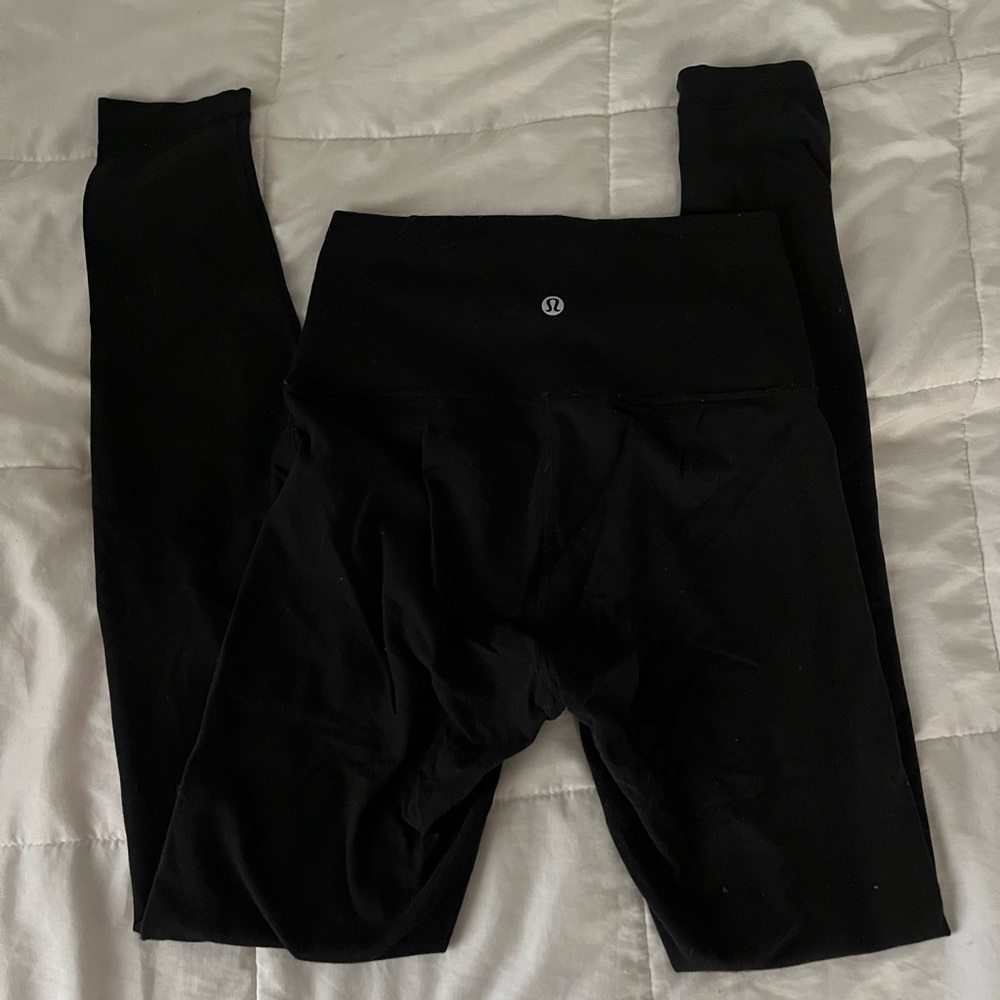 good condition lululemon leggings